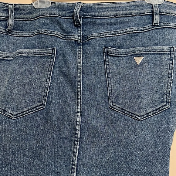 Excellent condition Guess Jean Skirt  - size XL - Picture 2 of 3